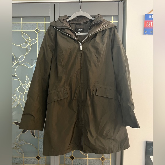 Laundry by Shelli Segal Double layered puffer/corset back hooded coat - Picture 2 of 16